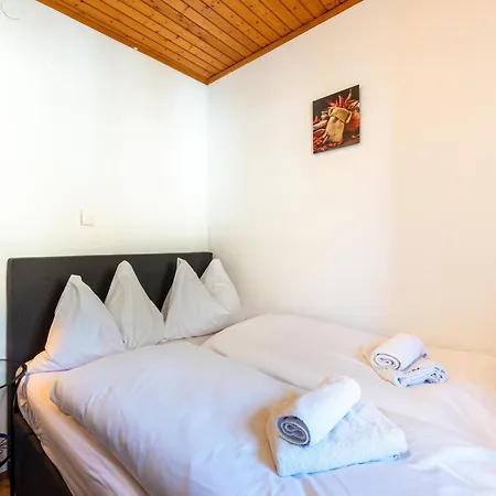Дом отдыха Detached Modern With Sauna In The Salzburgerland