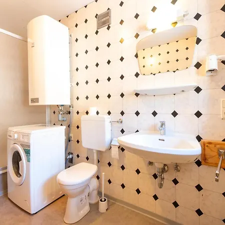 Detached Modern With Sauna In The Salzburgerland Feriehus Fusch an der Glocknerstraße